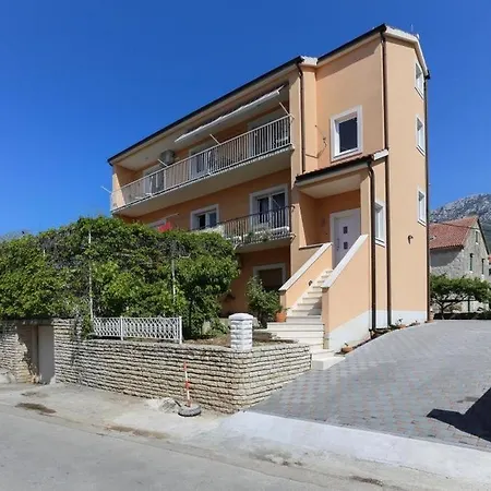 With A Parking Space Kastel Gomilica, - 20245 * Kastela