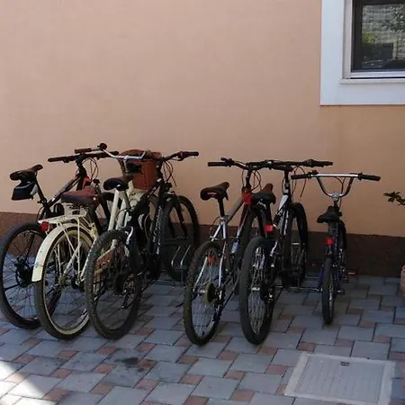 With Parking Space Kastel Gomilica, - 20245 Διαμέρισμα *