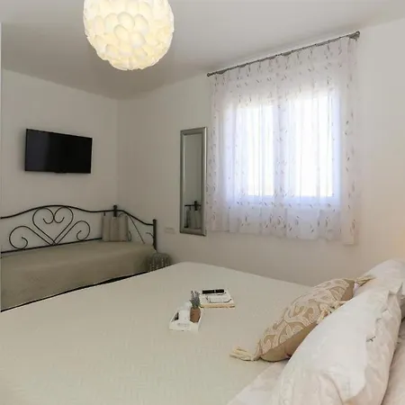 With A Parking Space Kastel Gomilica, - 20245 Apartment Kastela